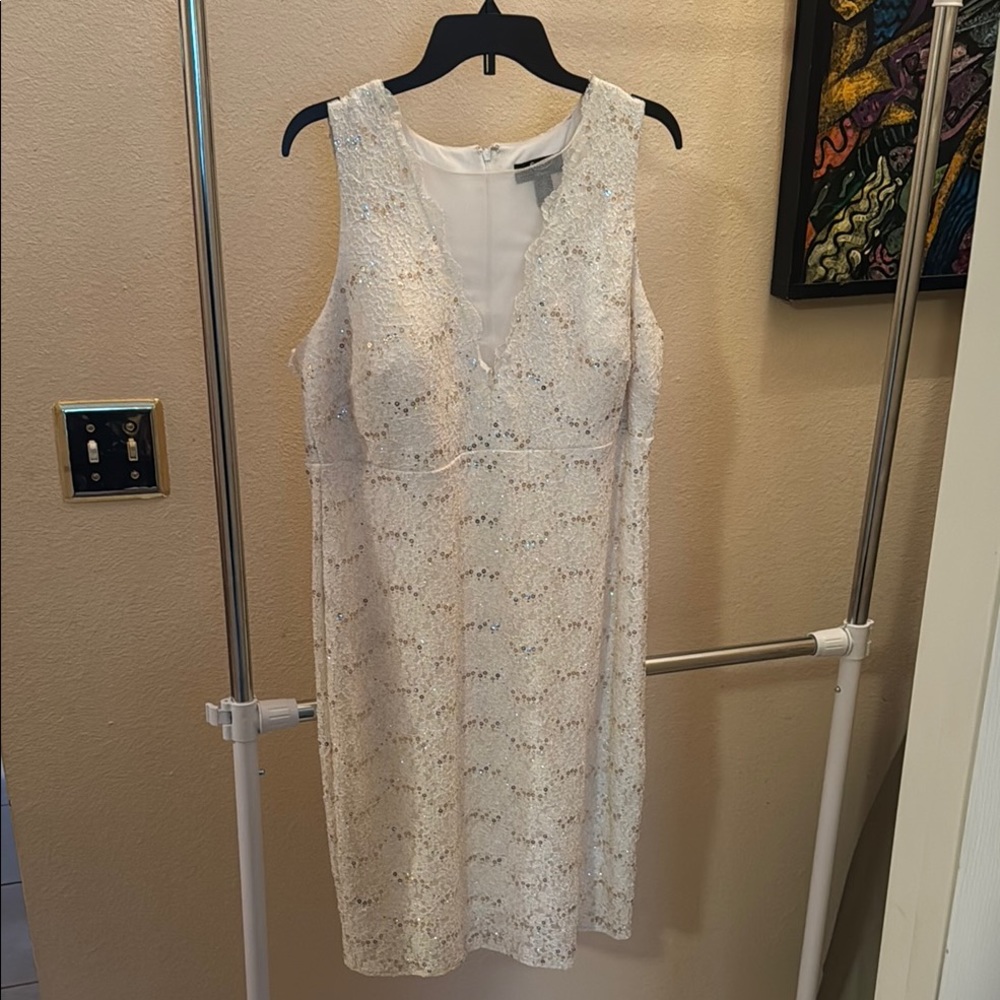 Elegant Cream Sleeveless Dress